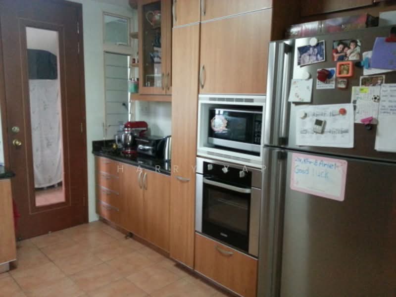 Melrose Park Condominium For Sale at S$ 4,900,000 | PropertyGuru Singapore - Kitchen