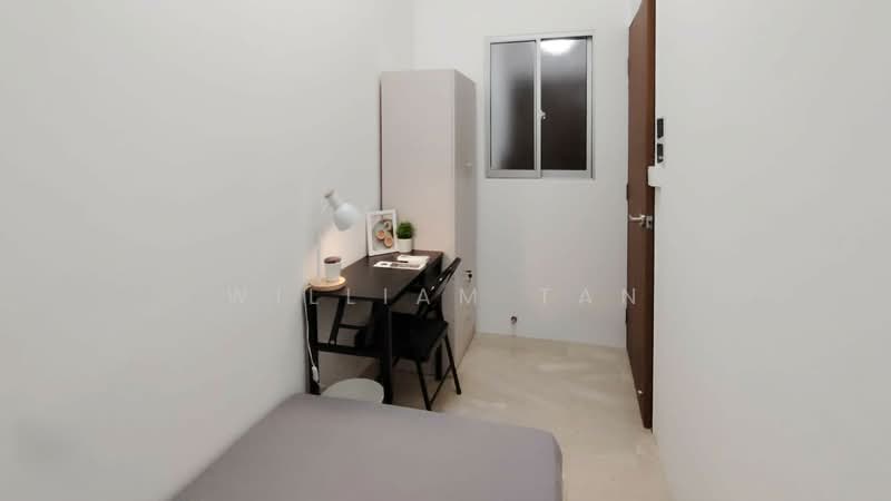 Maple Woods, 985 Bukit Timah Road, Room Rental, 150 sqft, Condominium For Rent, by William Tan, 500076006 - Econ room 1 - PropertyGuru.com.sg