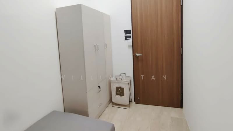 Maple Woods, 985 Bukit Timah Road, Room Rental, 150 sqft, Condominium For Rent, by William Tan, 500076006 - Standard Room 1 - PropertyGuru.com.sg