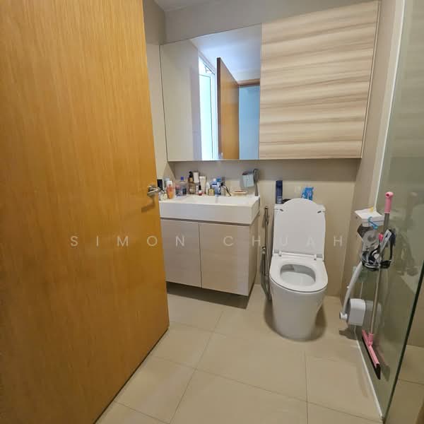 The Tampines Trilliant Executive Condominium For Sale at S$ 1,650,000 | PropertyGuru Singapore - Bathroom