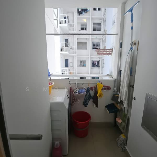 The Tampines Trilliant Executive Condominium For Sale at S$ 1,650,000 | PropertyGuru Singapore - Balcony