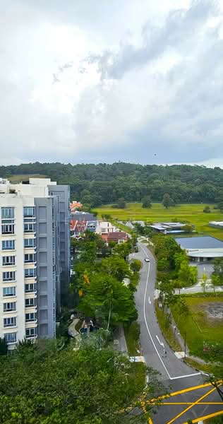 Hillington Green Condominium For Sale at S$ 2,980,000 | PropertyGuru Singapore - Exterior