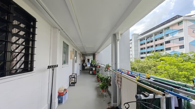 429 Clementi Avenue 3 HDB Flat For Sale at S$ 440,000 | PropertyGuru Singapore - Exterior
