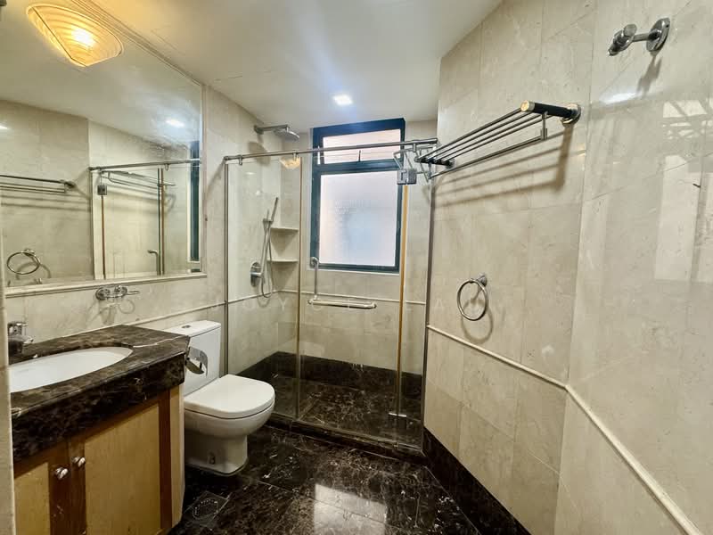 Thomson 800, 798 Thomson Road, 3 Bedrooms, 1,400 sqft, Condominium For Rent, by Joyce Lau, 500076030 - Bathroom - PropertyGuru.com.sg