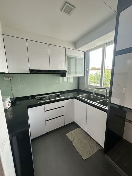 The Warren, 37 Choa Chu Kang Loop, 4 Bedrooms, 1,474 sqft, Apartment For Rent, by Sunita Rai, 500076034 - Kitchen - PropertyGuru.com.sg