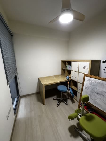 Waterwoods, 25 Punggol Field Walk, 4 Bedrooms, 1,281 sqft, Executive Condominium For Rent, by WEI DENG, 500076039 - Study - PropertyGuru.com.sg
