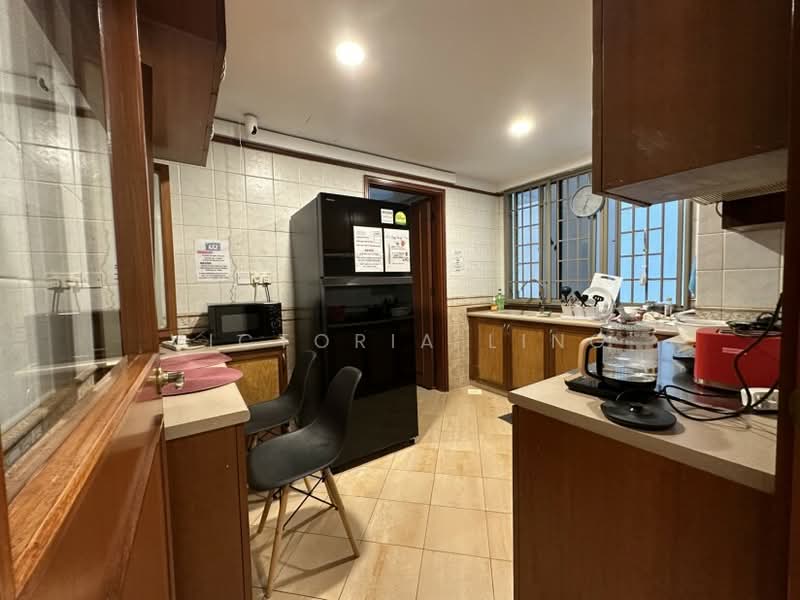 Parc Vista, 450 Corporation Road, Room Rental, 150 sqft, Condominium For Rent, by Victoria Ling, 500076052 - Kitchen - PropertyGuru.com.sg