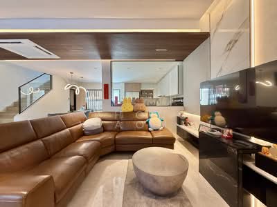 For Sale - How Sun Avenue