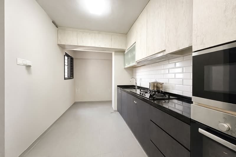 627 Jurong West Street 65, 627 Jurong West Street 65, 4 Bedrooms, 1,399 sqft, HDB Flat For Sale, by Sheryl Koh, 500076059 - Kitchen - PropertyGuru.com.sg