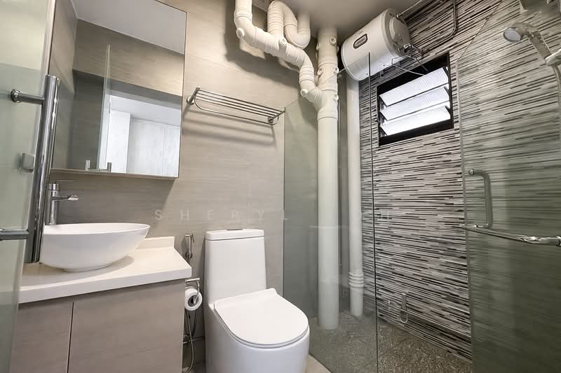 627 Jurong West Street 65, 627 Jurong West Street 65, 4 Bedrooms, 1,399 sqft, HDB Flat For Sale, by Sheryl Koh, 500076059 - Bathroom - PropertyGuru.com.sg