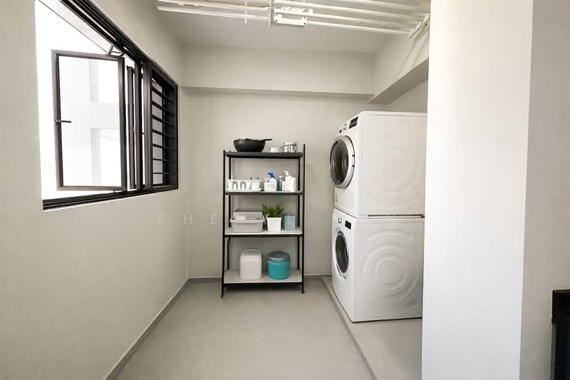 627 Jurong West Street 65, 627 Jurong West Street 65, 4 Bedrooms, 1,399 sqft, HDB Flat For Sale, by Sheryl Koh, 500076059 - Service Yard - PropertyGuru.com.sg