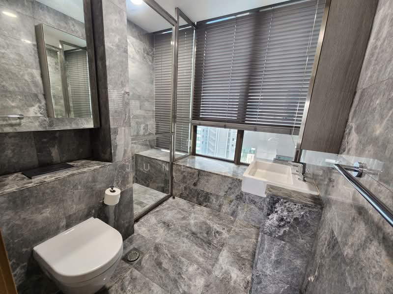 Skyline Residences, 612 Telok Blangah Road, 2 Bedrooms, 829 sqft, Condominium For Rent, by June Yap, 500076060 - Bathroom - PropertyGuru.com.sg