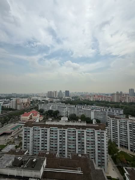 353 Ang Mo Kio Street 32 HDB Flat For Sale at S$ 1,000,000 | PropertyGuru Singapore - Exterior