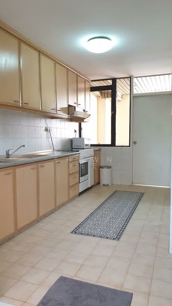 The Draycott Condominium For Sale at S$ 3,500,000 | PropertyGuru Singapore - Kitchen