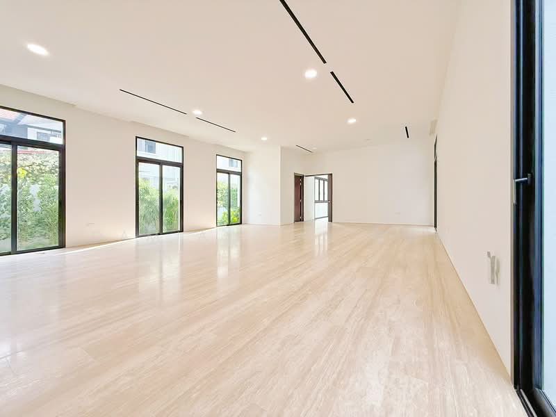 ⭐️JUST TOP BRAND NEW HOUSE WITHIN 1KM TO HENRY PARK PRIMARY SCHOOL!⭐️ Detached House For Sale at S$ 19,800,000 | PropertyGuru Singapore - Living Room