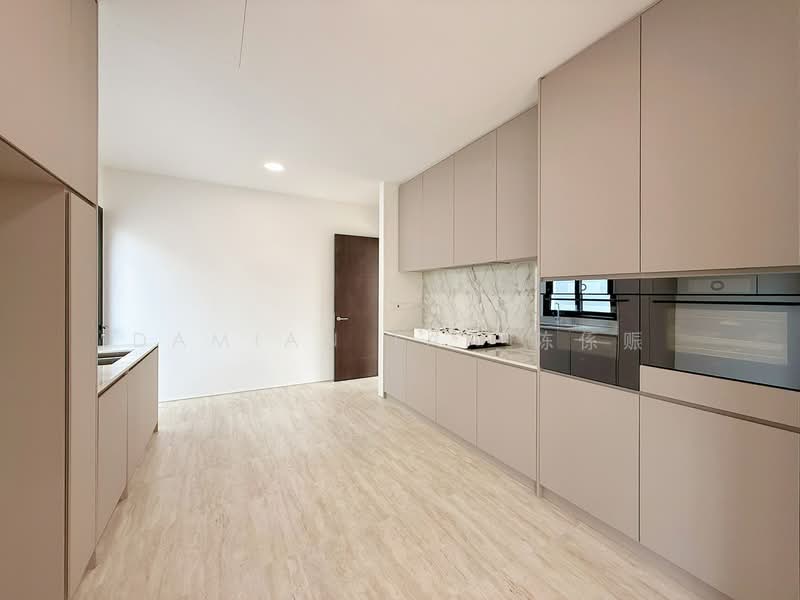 ⭐️JUST TOP BRAND NEW HOUSE WITHIN 1KM TO HENRY PARK PRIMARY SCHOOL!⭐️ Detached House For Sale at S$ 19,800,000 | PropertyGuru Singapore - Kitchen