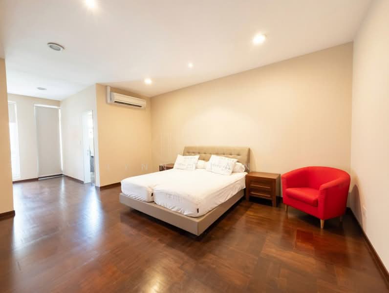 ❤️GIANT⚡️Spacious Luxury Semi-D w Pool, Fish Pond & Attic at Serangoon Garden Estate Semi-Detached House For Sale at S$ 8,800,000 | PropertyGuru Singapore - Bedroom