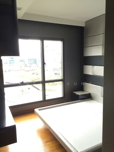 River Place Condominium For Sale at S$ 1,700,000 | PropertyGuru Singapore - Bedroom