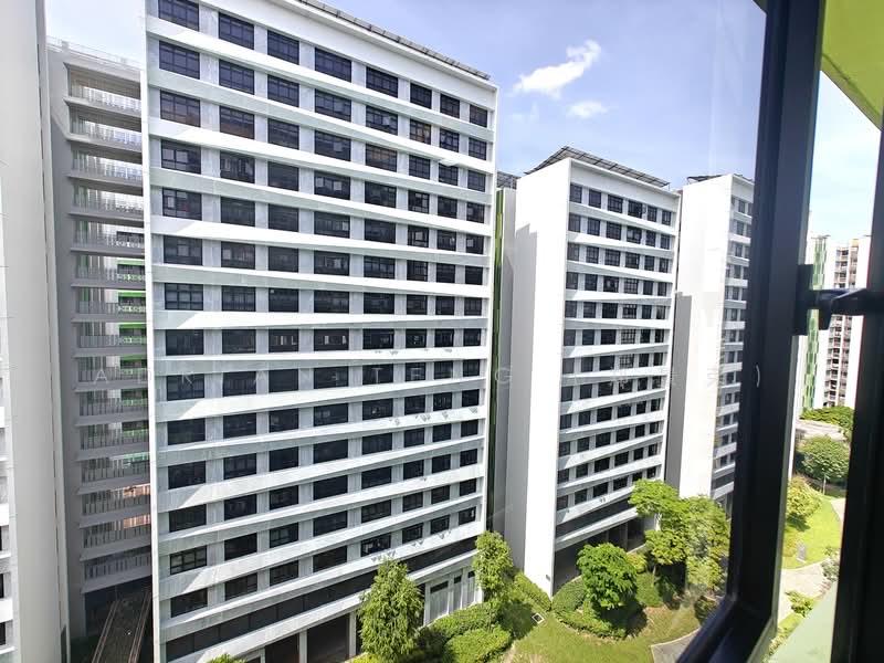 604B Tampines Avenue 9 HDB Flat For Sale at S$ 818,000 | PropertyGuru Singapore - Exterior