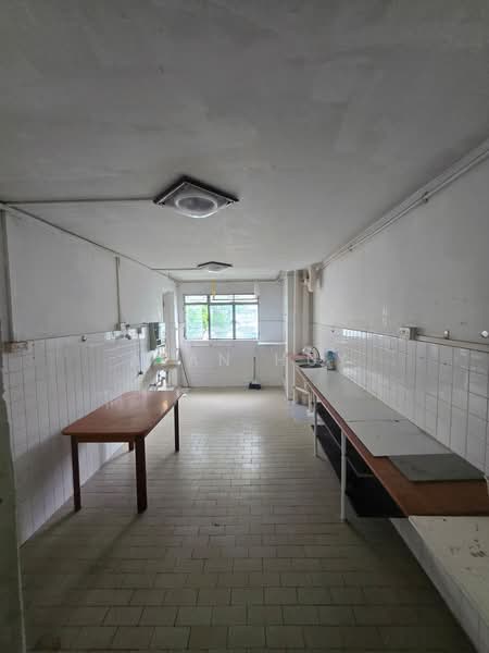 216 Yishun Street 21, 216 Yishun Street 21, Room Rental, 2,000 sqft, HDB Flat For Rent, by Alan Huy, 500076134 - Kitchen - PropertyGuru.com.sg