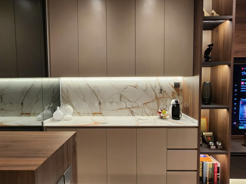 Skies Miltonia Condominium For Sale at S$ 1,268,000 | PropertyGuru Singapore - Kitchen