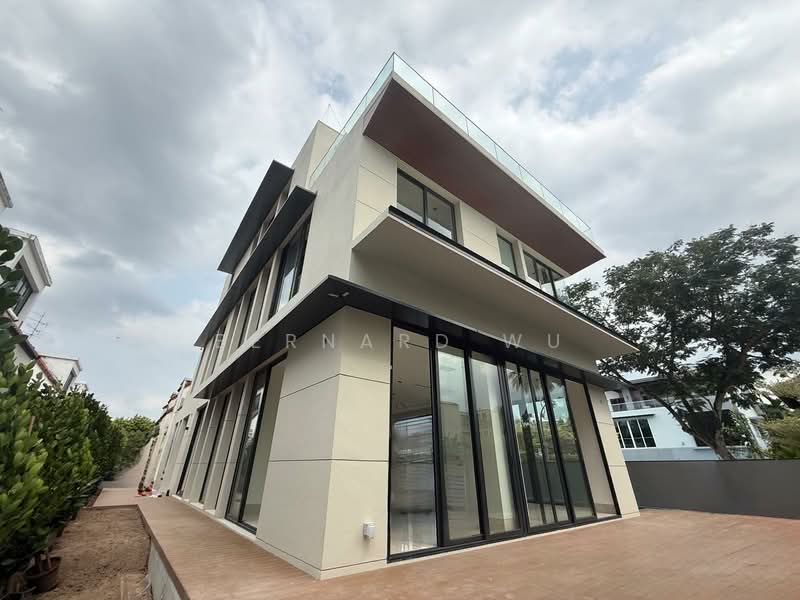 For Sale - Brand New / TOP soon ! / SCGS / Stevens MRT