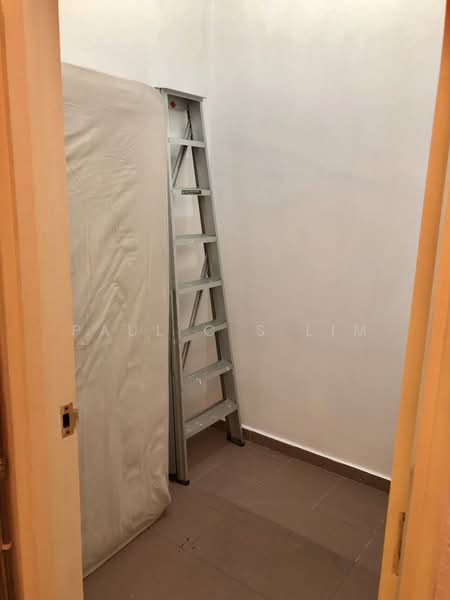 Nineteen Shelford Condominium For Sale at S$ 1,900,000 | PropertyGuru Singapore - Utility Room