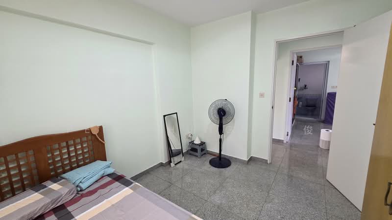 76A Redhill Road HDB Flat For Sale at S$ 1,038,000 | PropertyGuru Singapore - Bedroom