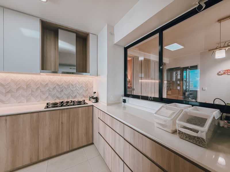 409A Northshore Drive HDB Flat For Sale at S$ 980,000 | PropertyGuru Singapore - Kitchen