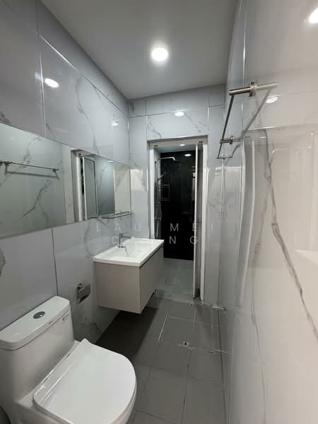 St. Michael Road, St Michael Road, 2 Bedrooms, 700 sqft, Terraced House For Rent, by Lau Mei Ching, 500076179 - Bathroom - PropertyGuru.com.sg