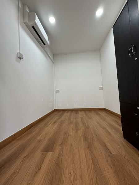 St. Michael Road, St Michael Road, 2 Bedrooms, 700 sqft, Terraced House For Rent, by Lau Mei Ching, 500076179 - Interior - PropertyGuru.com.sg