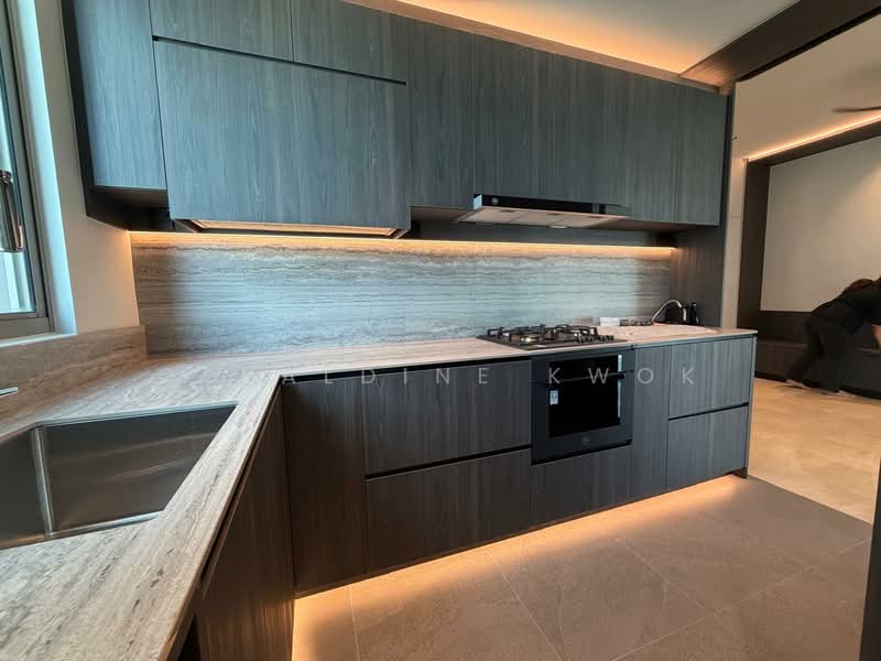 Amaryllis Ville, 20 Newton Road, 3 Bedrooms, 1,259 sqft, Condominium For Rent, by Geraldine Kwok, 500076182 - Kitchen - PropertyGuru.com.sg