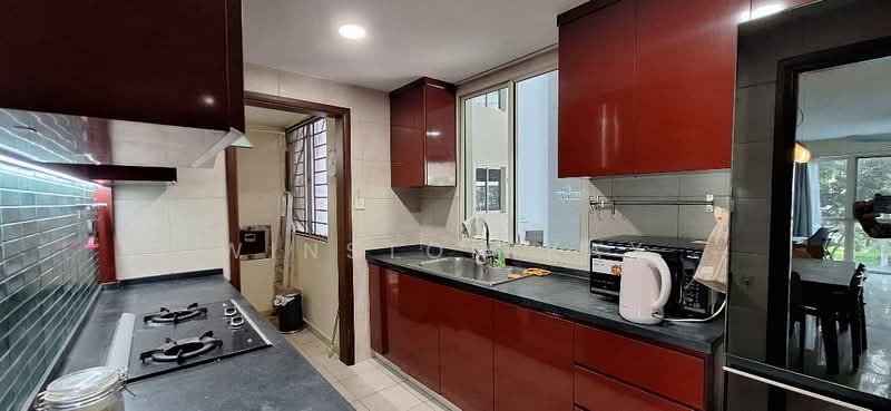 Rio Vista, 32 Upper Serangoon View, 3 Bedrooms, 1,238 sqft, Condominium For Rent, by Winston Kay, 500076184 - Kitchen - PropertyGuru.com.sg