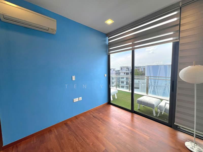 Urban Vista Condominium For Sale at S$ 1,490,000 | PropertyGuru Singapore - Balcony