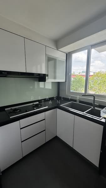 The Warren, 37 Choa Chu Kang Loop, 4 Bedrooms, 1,475 sqft, Apartment For Rent, by Pearly Tan, 500076195 - Kitchen - PropertyGuru.com.sg