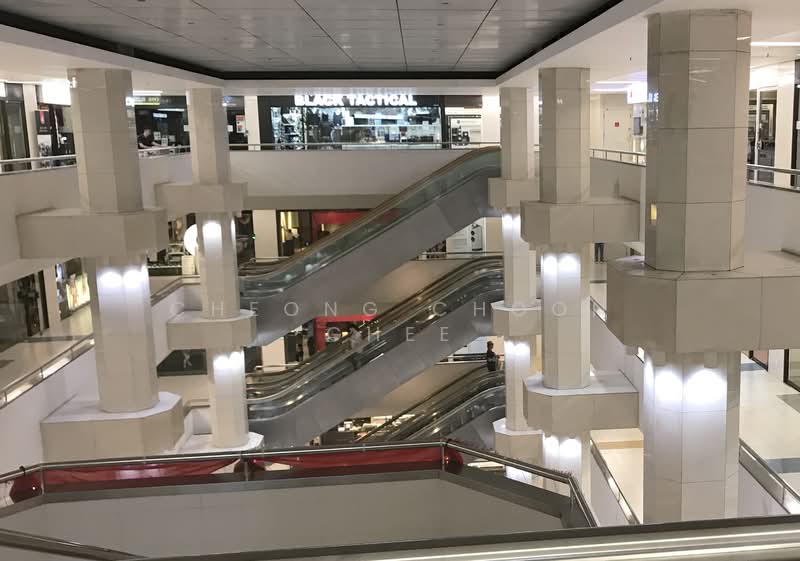 The Adelphi, 1 Coleman Street, 796 sqft, Mall Shop For Sale, by Cheong Choon Ghee, 500076199 - Interior - CommercialGuru.com.sg