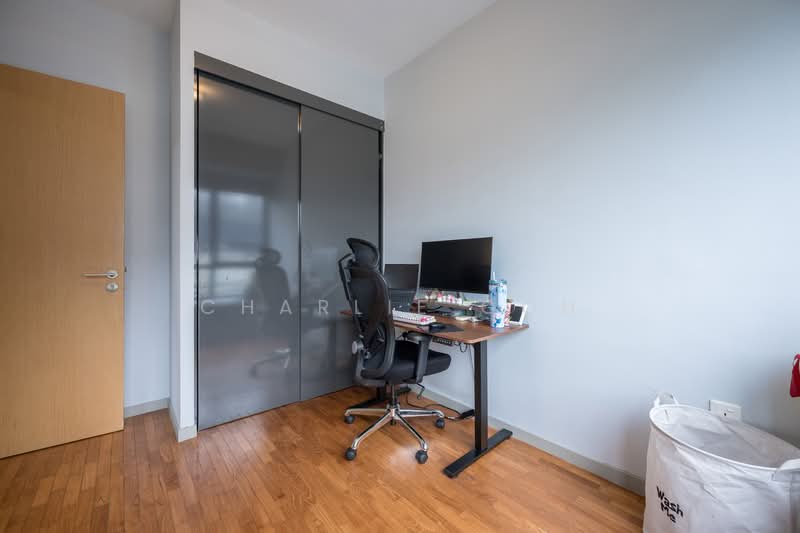 8 @ Woodleigh Condominium For Sale at S$ 2,200,000 | PropertyGuru Singapore - Study