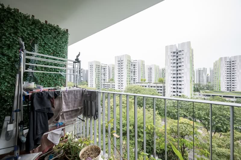 8 @ Woodleigh Condominium For Sale at S$ 2,200,000 | PropertyGuru Singapore - Balcony