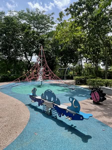 Lakeville, 3 Jurong Lake Link, 3 Bedrooms, 947 sqft, Condominium For Rent, by Judy Cho, 500076203 - Exterior - PropertyGuru.com.sg