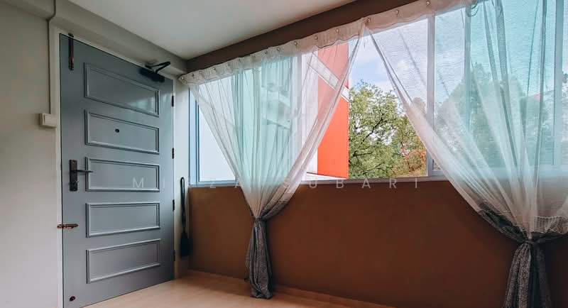 605 Bedok Reservoir Road HDB Flat For Sale at S$ 670,000 | PropertyGuru Singapore - Balcony