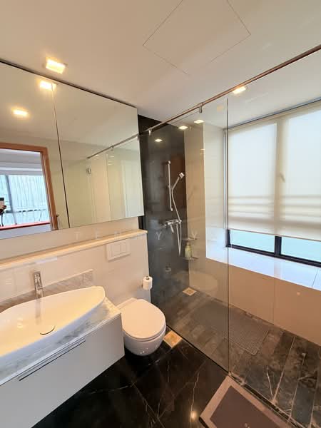 8 @ Woodleigh, , 3 Bedrooms, 1,335 sqft, Condominium For Rent, by Penny Yap, 500076208 - Bathroom - PropertyGuru.com.sg