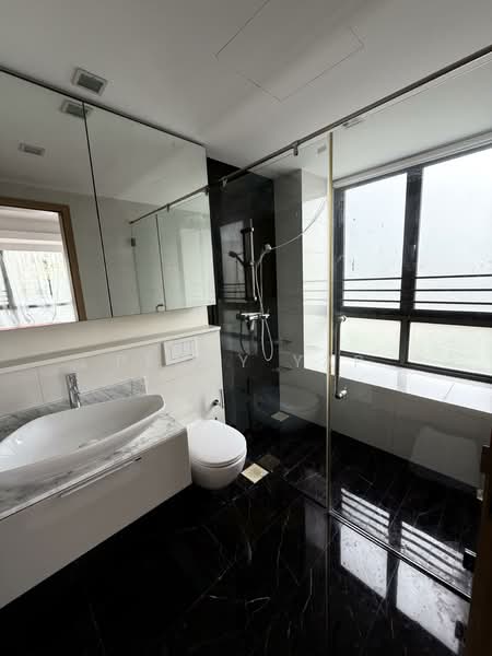 8 @ Woodleigh, , 3 Bedrooms, 1,335 sqft, Condominium For Rent, by Penny Yap, 500076208 - Bathroom - PropertyGuru.com.sg
