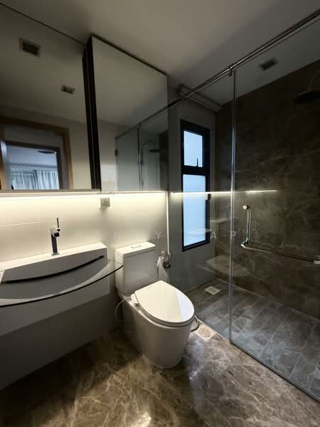 8 @ Woodleigh, , 3 Bedrooms, 1,335 sqft, Condominium For Rent, by Penny Yap, 500076208 - Bathroom - PropertyGuru.com.sg