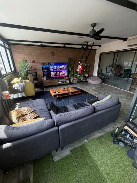 Yong Siak View Apartment For Sale at S$ 2,600,000 | PropertyGuru Singapore - Living Room