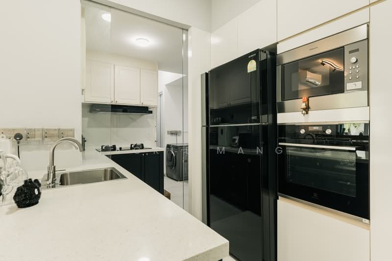 ClementiWoods Condominium Condominium For Sale at S$ 2,380,000 | PropertyGuru Singapore - Kitchen
