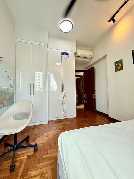 Tanjong Ria Condominium, 121 Tanjong Rhu Road, 3 Bedrooms, 1,399 sqft, Condominium For Rent, by Florence Zheng Zhen, 500076224 - Bedroom - PropertyGuru.com.sg