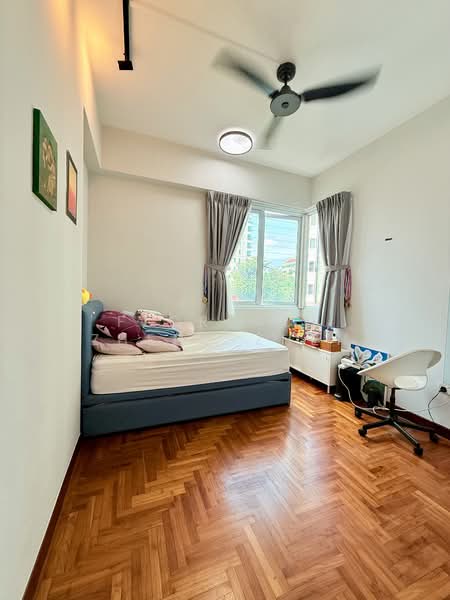 Tanjong Ria Condominium, 121 Tanjong Rhu Road, 3 Bedrooms, 1,399 sqft, Condominium For Rent, by Florence Zheng Zhen, 500076224 - Common Bedroom 1 - PropertyGuru.com.sg