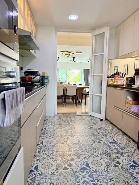 Tanjong Ria Condominium, 121 Tanjong Rhu Road, 3 Bedrooms, 1,399 sqft, Condominium For Rent, by Florence Zheng Zhen, 500076224 - Kitchen - PropertyGuru.com.sg