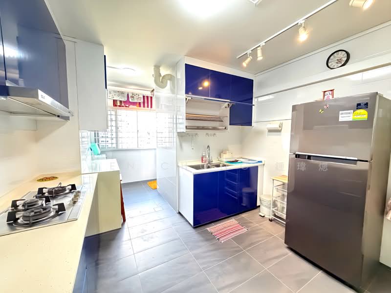 411 Pasir Ris Drive 6, 411 Pasir Ris Drive 6, 3 Bedrooms, 1,109 sqft, HDB Flat For Rent, by Caden Chong 鍾瑋熜, 500076245 - Kitchen - PropertyGuru.com.sg