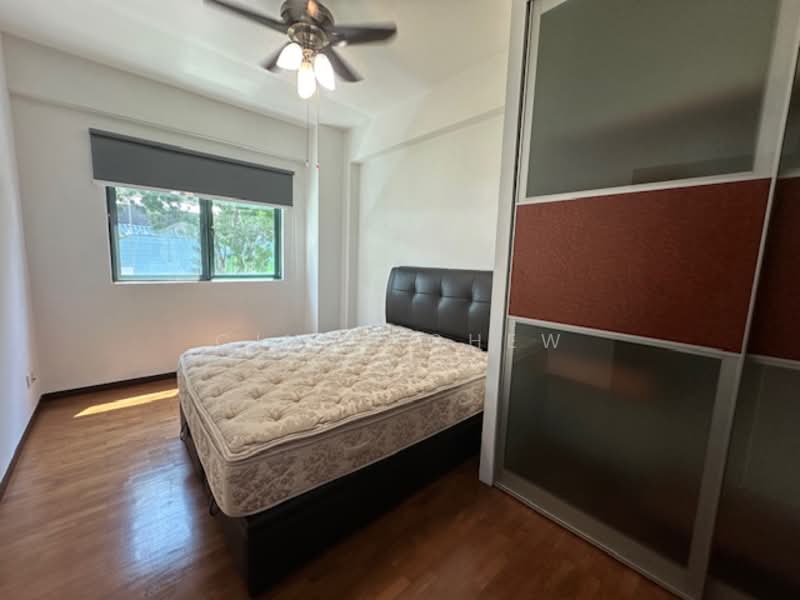 Stratford Court Condominium For Sale at S$ 1,480,000 | PropertyGuru Singapore - Bedroom